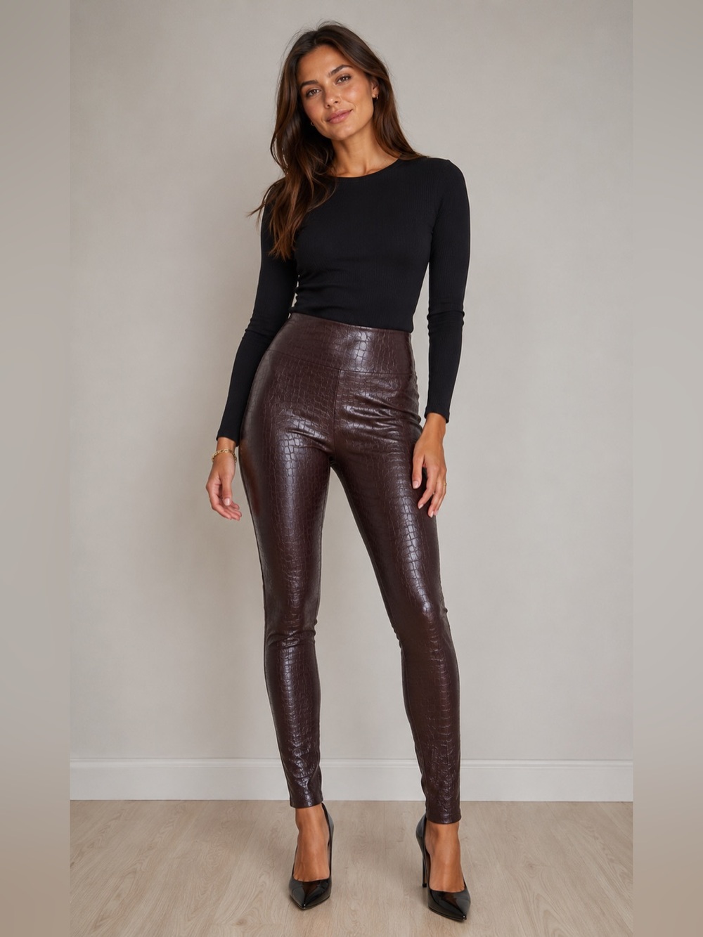 7 For All Mankind Size XS High-Waisted Croc Faux Leather Leggings - Brown